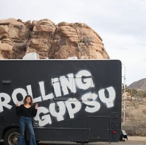 Meet your Posher, Maggie